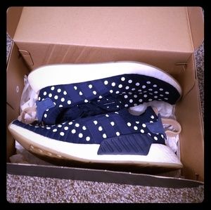 Adidas NMD R2 sz 8.5 polka-dots